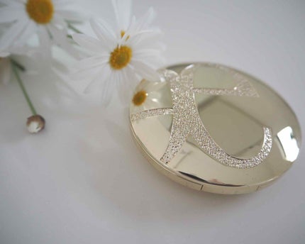 ラ プードル オートニュアンス/Elégance/プレストパウダーを使ったクチコミ(2枚目)