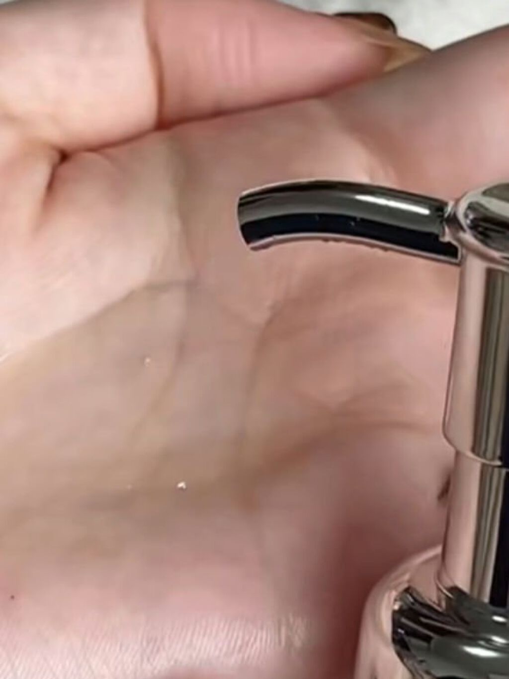 ナイトリペア ヘアオイル/THERATIS/ヘアオイルを使ったクチコミ（2枚目）