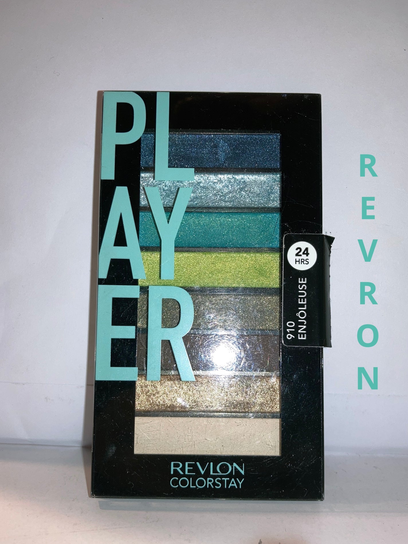 カラーステイ ルックス ブック パレット/REVLON/アイシャドウパレットを使ったクチコミ(1枚目)