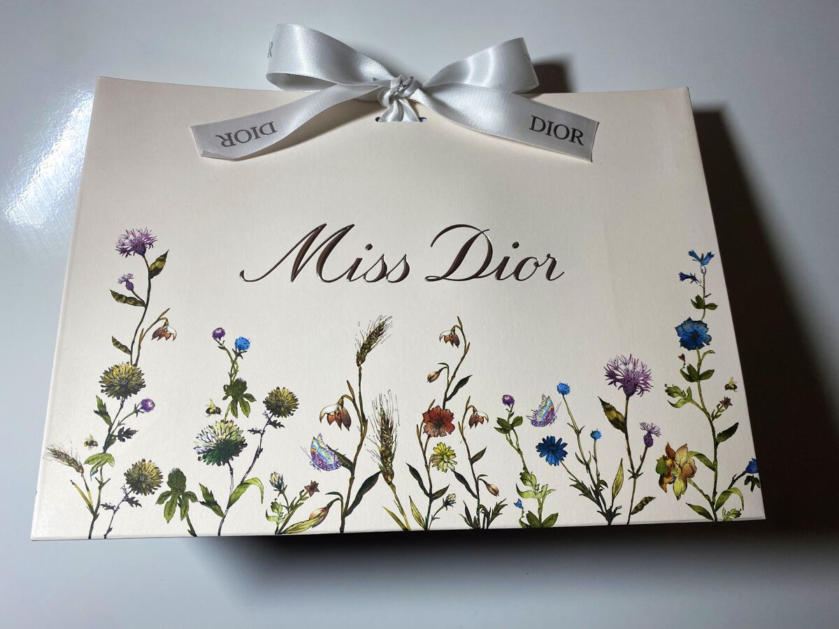 ディオールスキン フォーエヴァー クッション パウダー/Dior/ルースパウダーを使ったクチコミ（3枚目）