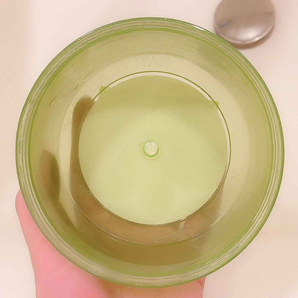 マイルド＆モイスチャーアロエジェル/ネイチャーリパブリック/ボディローションを使ったクチコミ（3枚目）