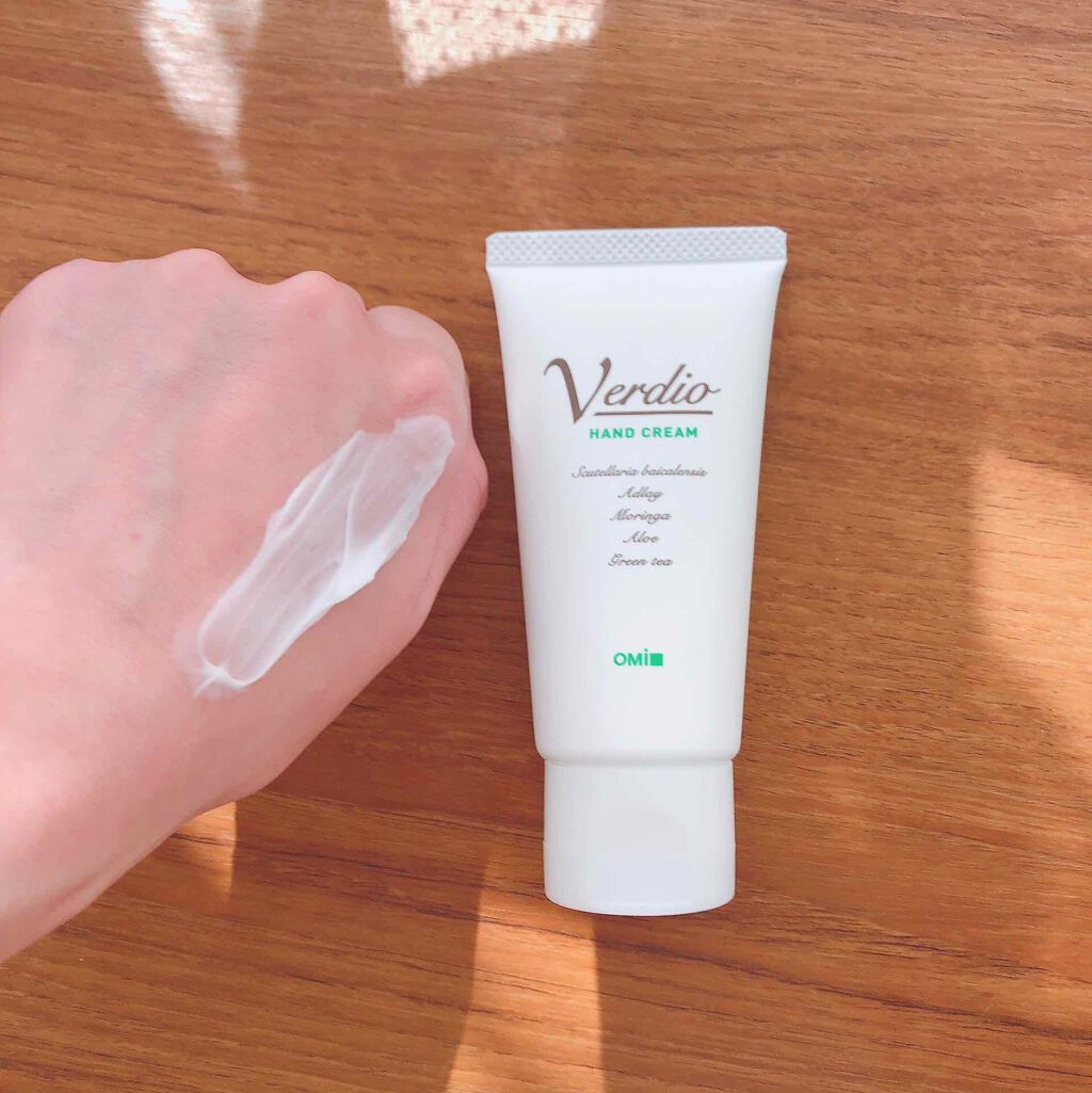 メンターム ベルディオハンドクリームのクチコミ「@コスメ様より
頂きましたー✨
＊
敏感な手肌に優しい
うるおいヴェールの
＊
#ベルディオハ.....」（3枚目）