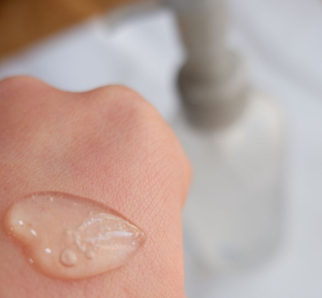 unlabel モイストボタニカル ナイトジェル洗顔 のクチコミ「夜のベタつき毛穴用ジェル洗顔です。

パパイン酵素やオーガニックボタニカル成分、植物由来の.....」（2枚目）