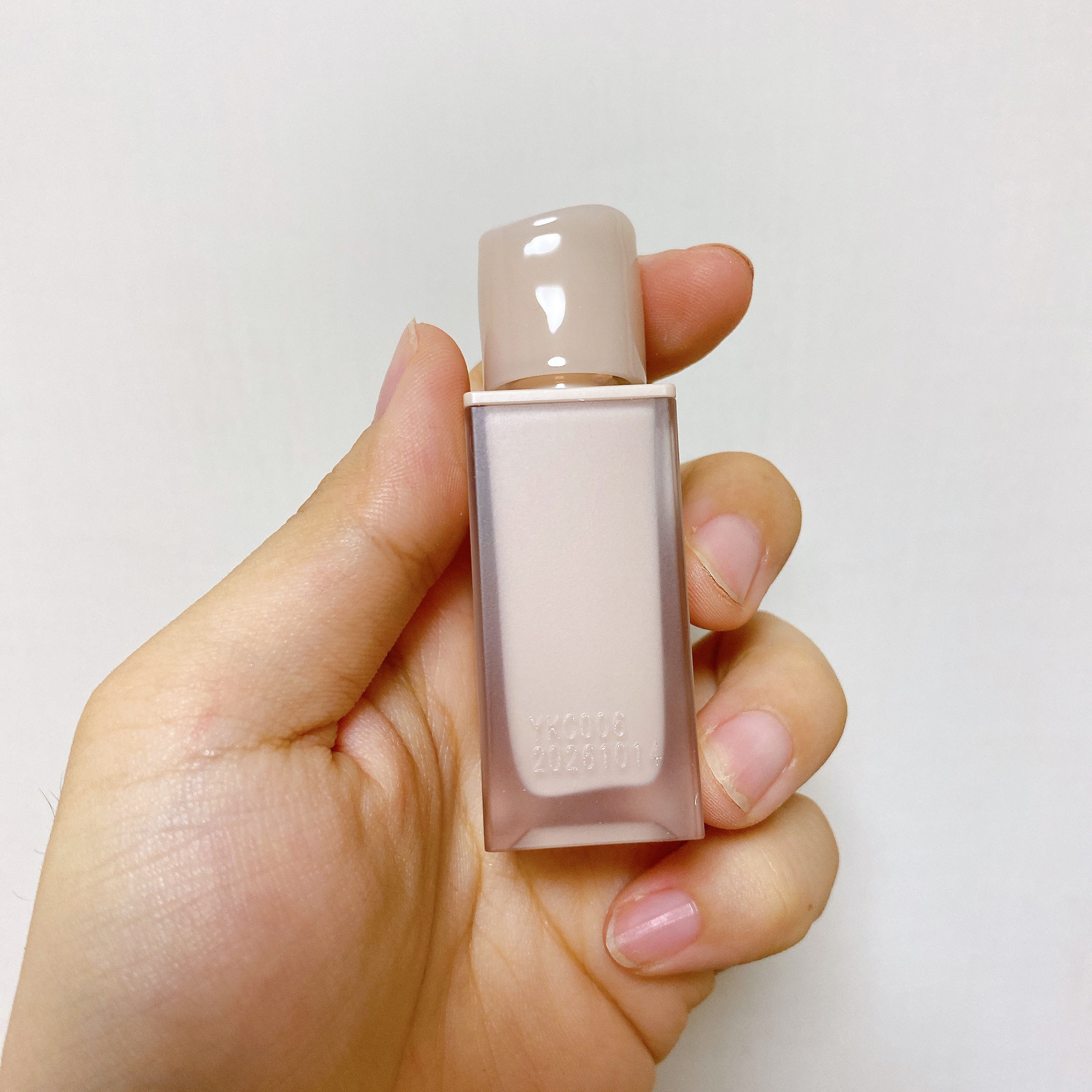 NEW NUDE ムーディームースリップ 951L 初杏/Joocyee/口紅を使ったクチコミ（3枚目）