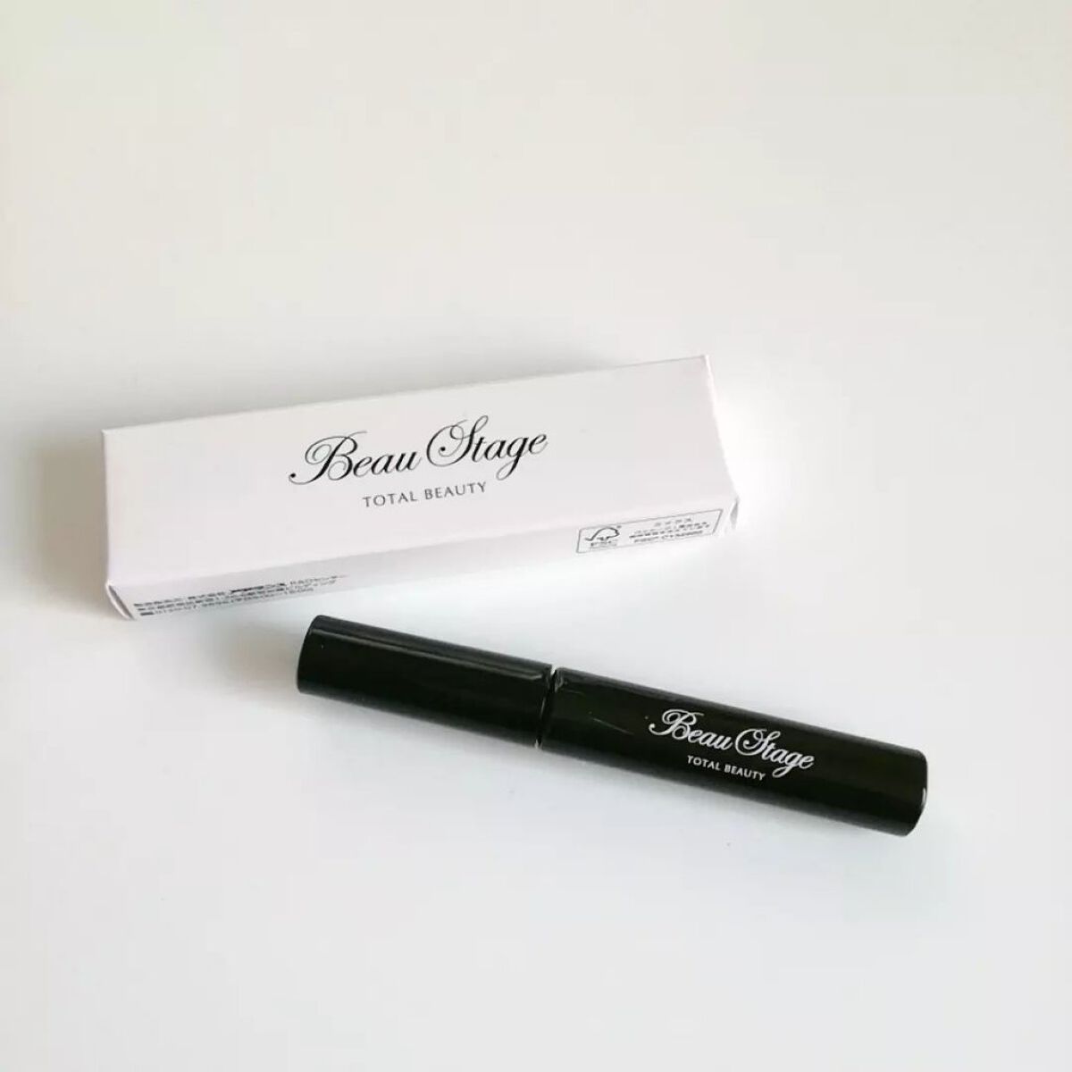 ビューステージ アイラッシュエッセンス/ビューステージ コスメティック/まつげ美容液を使ったクチコミ（1枚目）