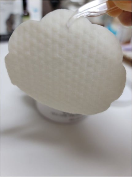 VEGAN TOLOGY CENTELLA CICACARE ONE-STEP PADのクチコミ「洗顔後顔の水気を除去して顔全体と首全体をガーゼ面で拭いて反対側面でもう一回顔と首全体を拭きます.....」(2枚目)