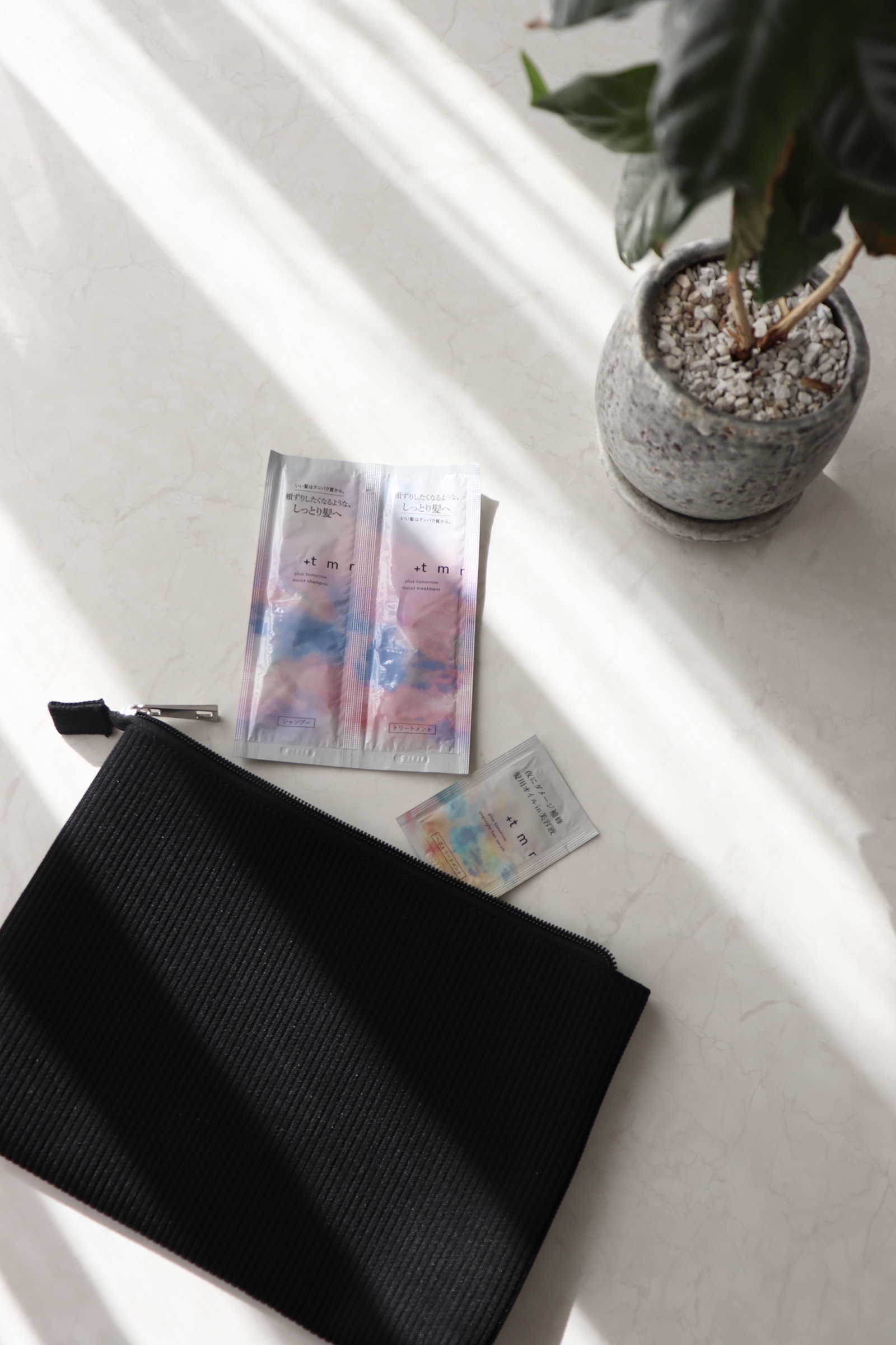 オーバーナイト ヘアセラム/＋ｔｍｒ/ヘアオイルを使ったクチコミ（1枚目）