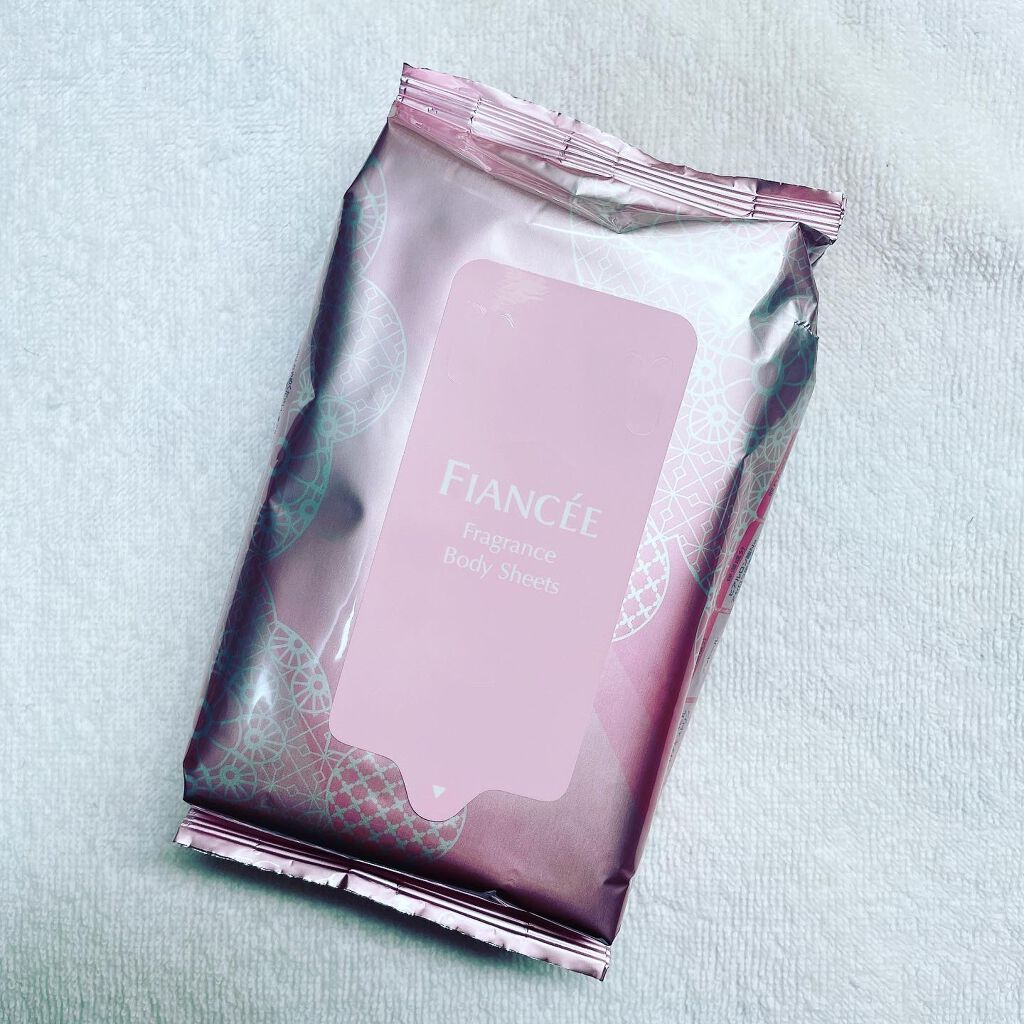 フレグランスボディシート ピュアシャンプーの香り/フィアンセ/ボディシートを使ったクチコミ（2枚目）