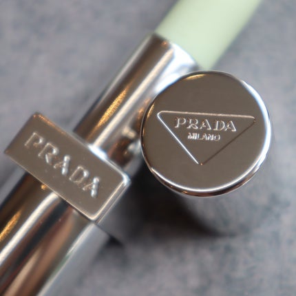 リップ バーム オプティマイジング ケア/PRADA BEAUTY/リップバームを使ったクチコミ(5枚目)
