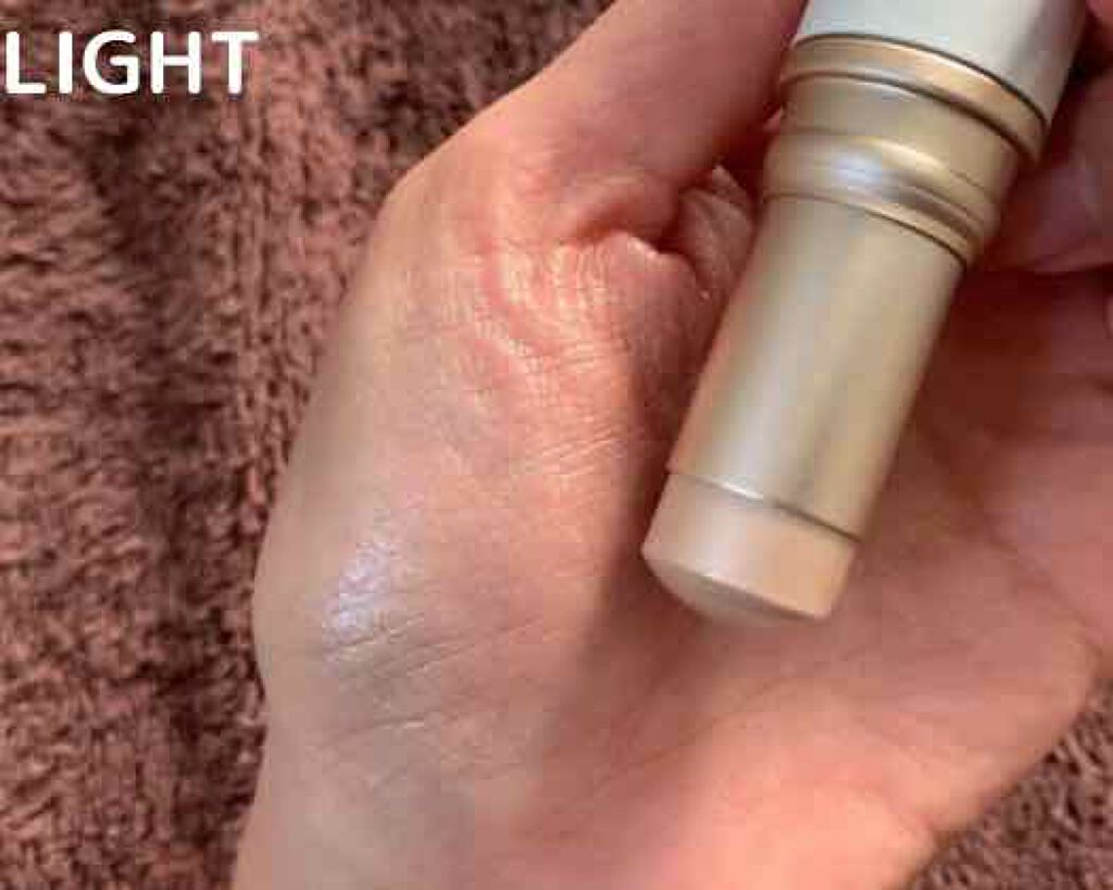 トゥルーディメンションラディアンスバーム/hince/スティックハイライトを使ったクチコミ(3枚目)