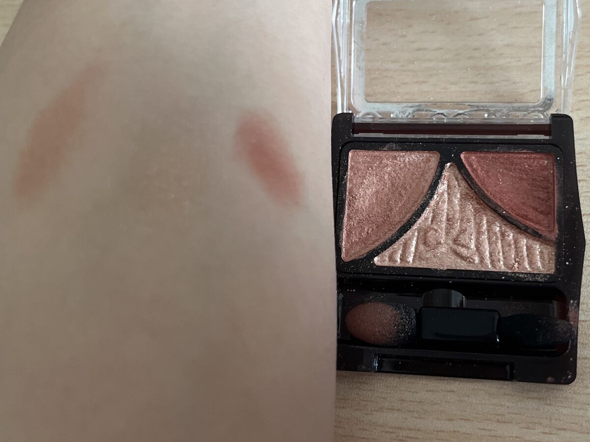 ジューシーピュアアイズ/キャンメイク/アイシャドウパレットを使ったクチコミ（3枚目）