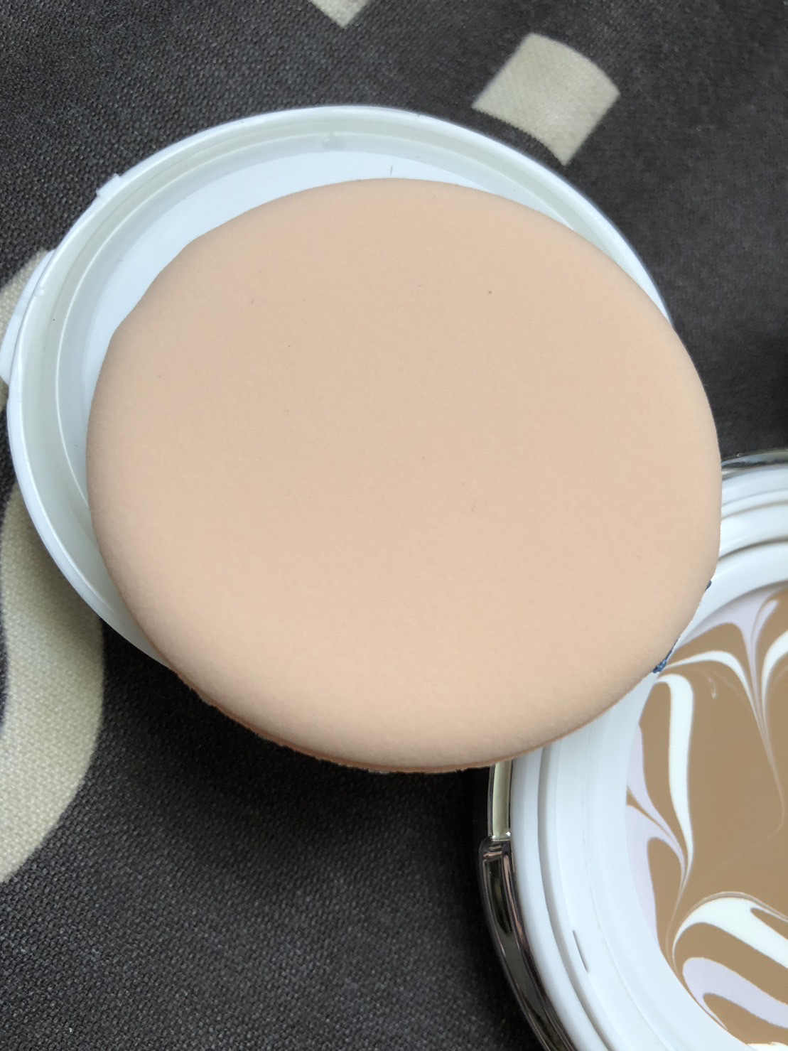 ダブル セラム バーム ファンデーション 23 イエローベージュ/Dr.Althea/クリーム・エマルジョンファンデーションを使ったクチコミ（3枚目）