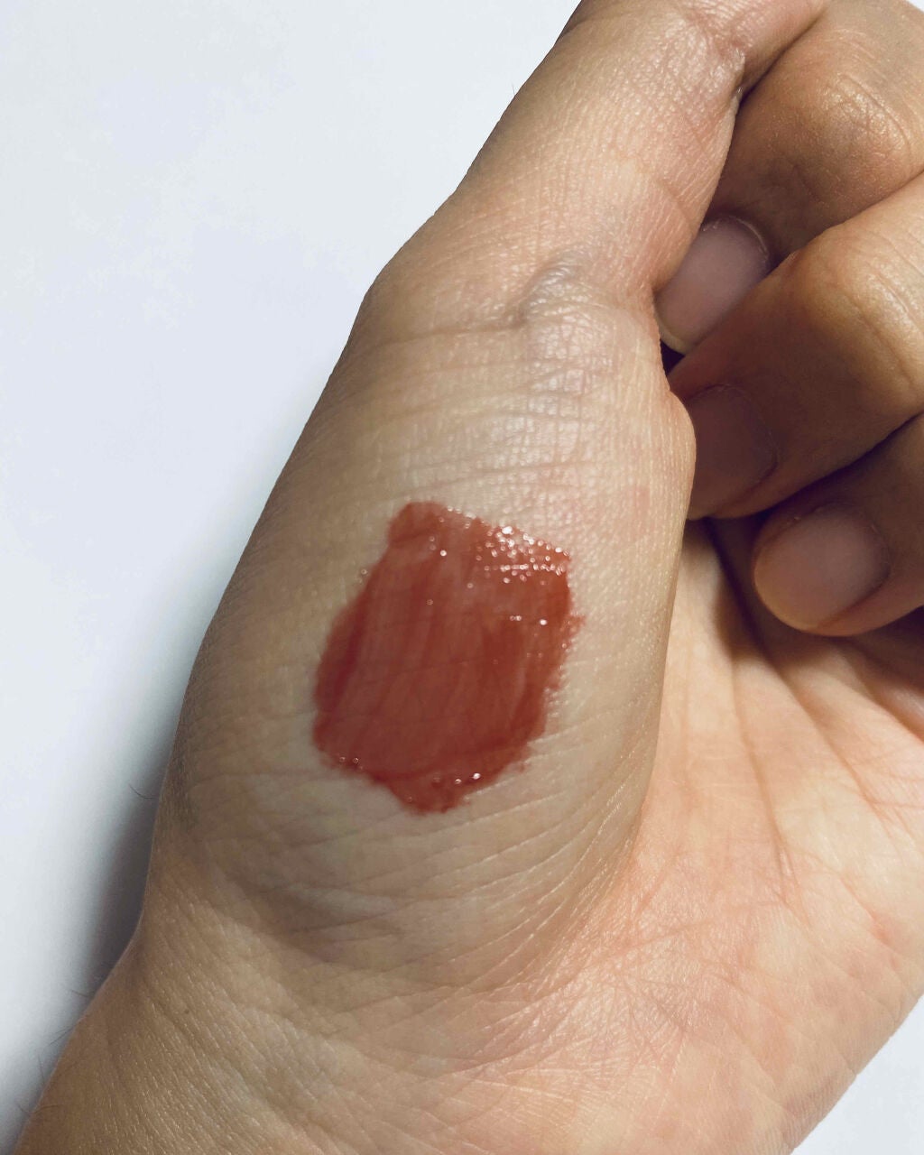 トーン ペタル エッセンス カラー バター/to/one/リップグロスを使ったクチコミ(2枚目)