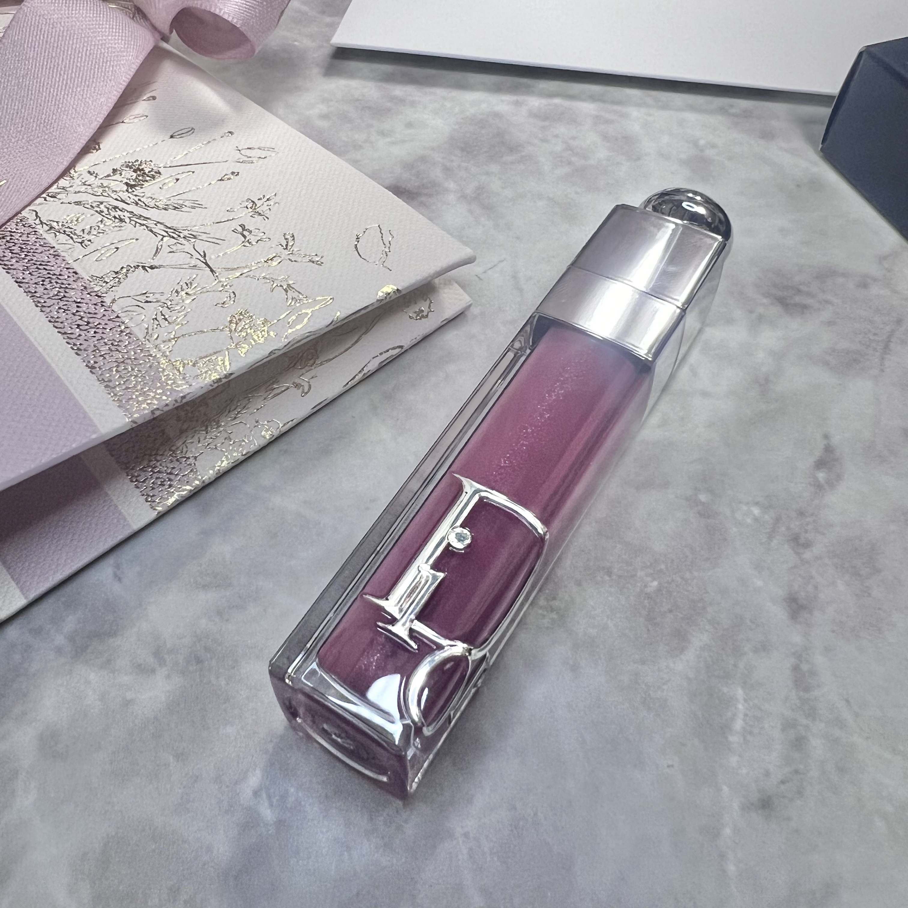 ディオール アディクト リップ マキシマイザー 068 シマー プラム/Dior/リップグロスを使ったクチコミ（1枚目）