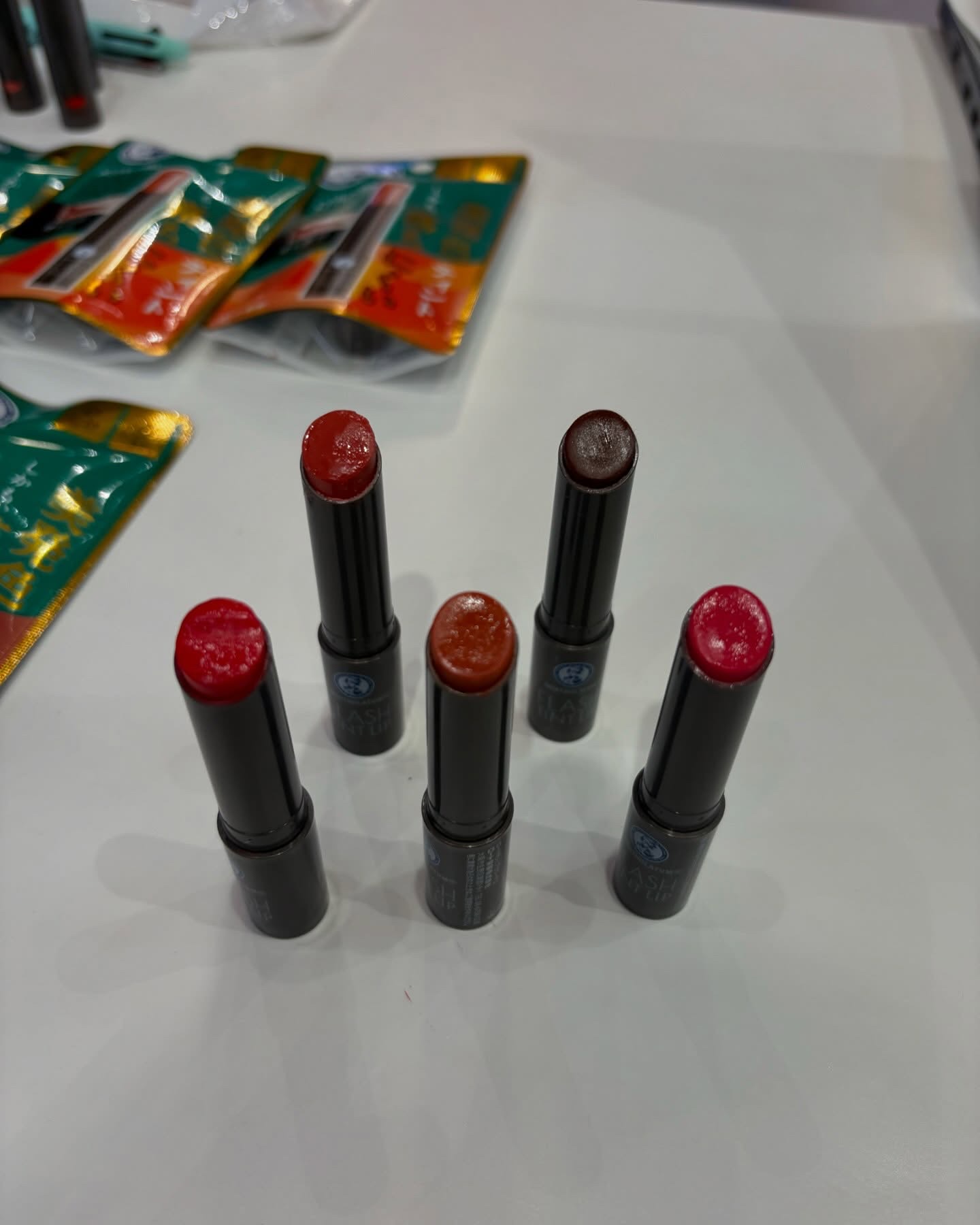 メンソレータム フラッシュティントリップ ブラウン/メンソレータム/リップティントを使ったクチコミ（2枚目）