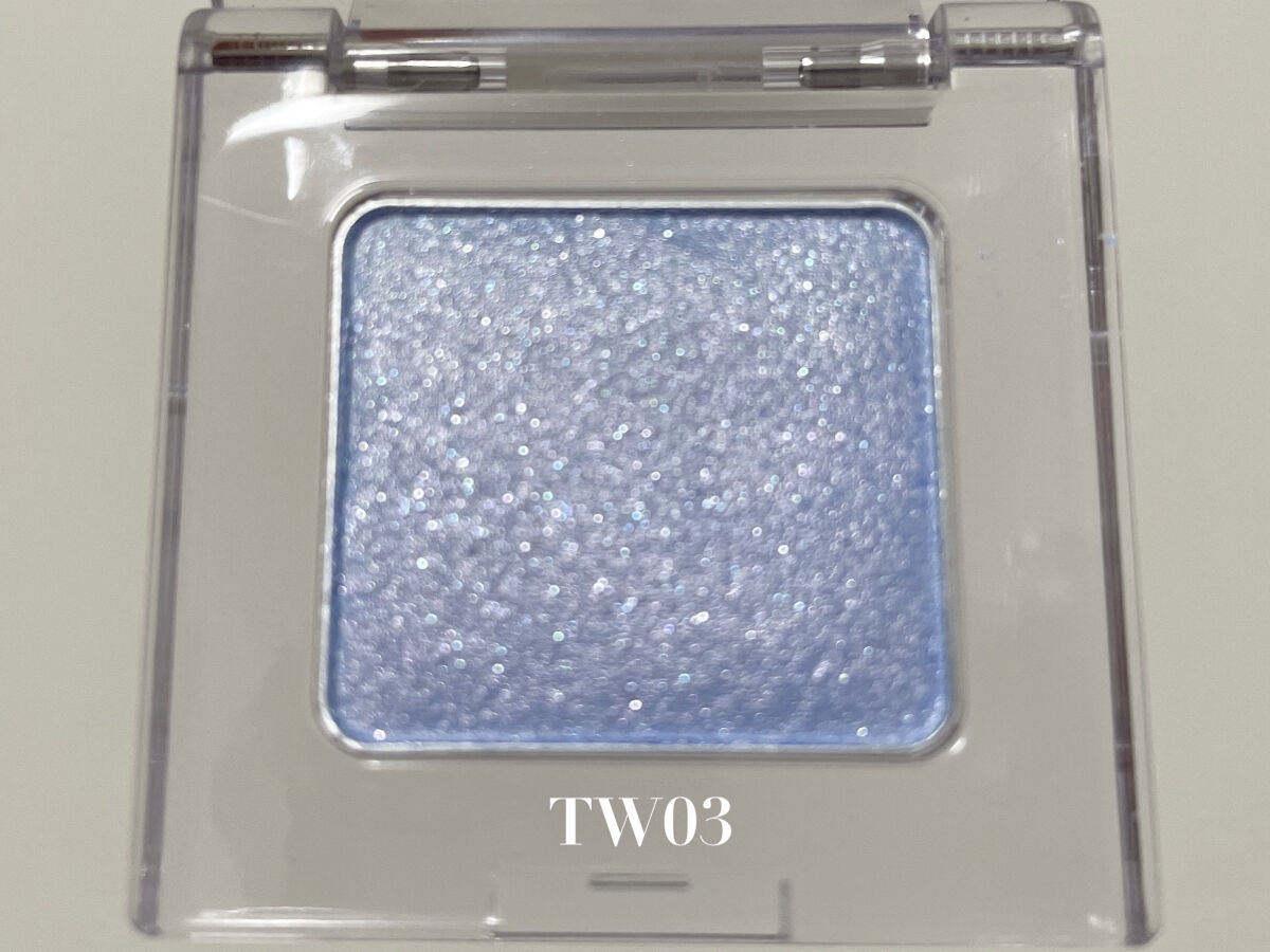 マルチカラーバリエーション トゥインクル TW03/チャコット・コスメティクス/単色アイシャドウを使ったクチコミ（3枚目）