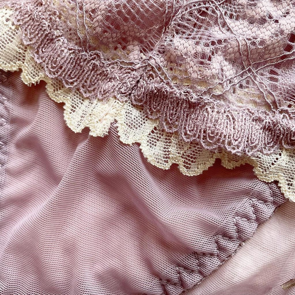 ðããŒããð¿âšãã©ãã100 on LIPS ã.@lingerie_neutralæ§ã®ããã«ã¬ãŒã¹ãã³ã¯ã€ã€..ãïŒ3æç®ïŒ