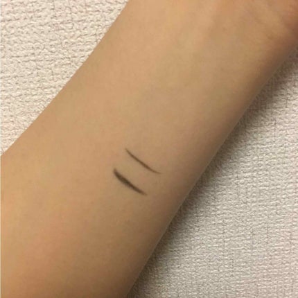 ラブ・ライナー リキッドアイライナーR3/ラブ・ライナー/リキッドアイライナーを使ったクチコミ(2枚目)