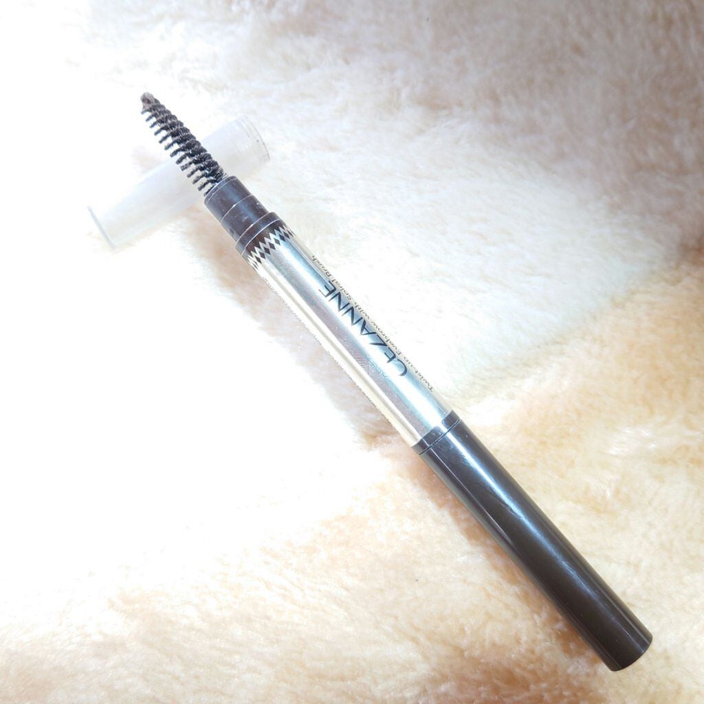ブラシ付きアイブロウ繰り出し/CEZANNE/アイブロウペンシルを使ったクチコミ(3枚目)
