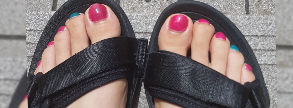 カラフルネイルズ ブラックトップコート/キャンメイク/ネイルトップコートを使ったクチコミ(4枚目)