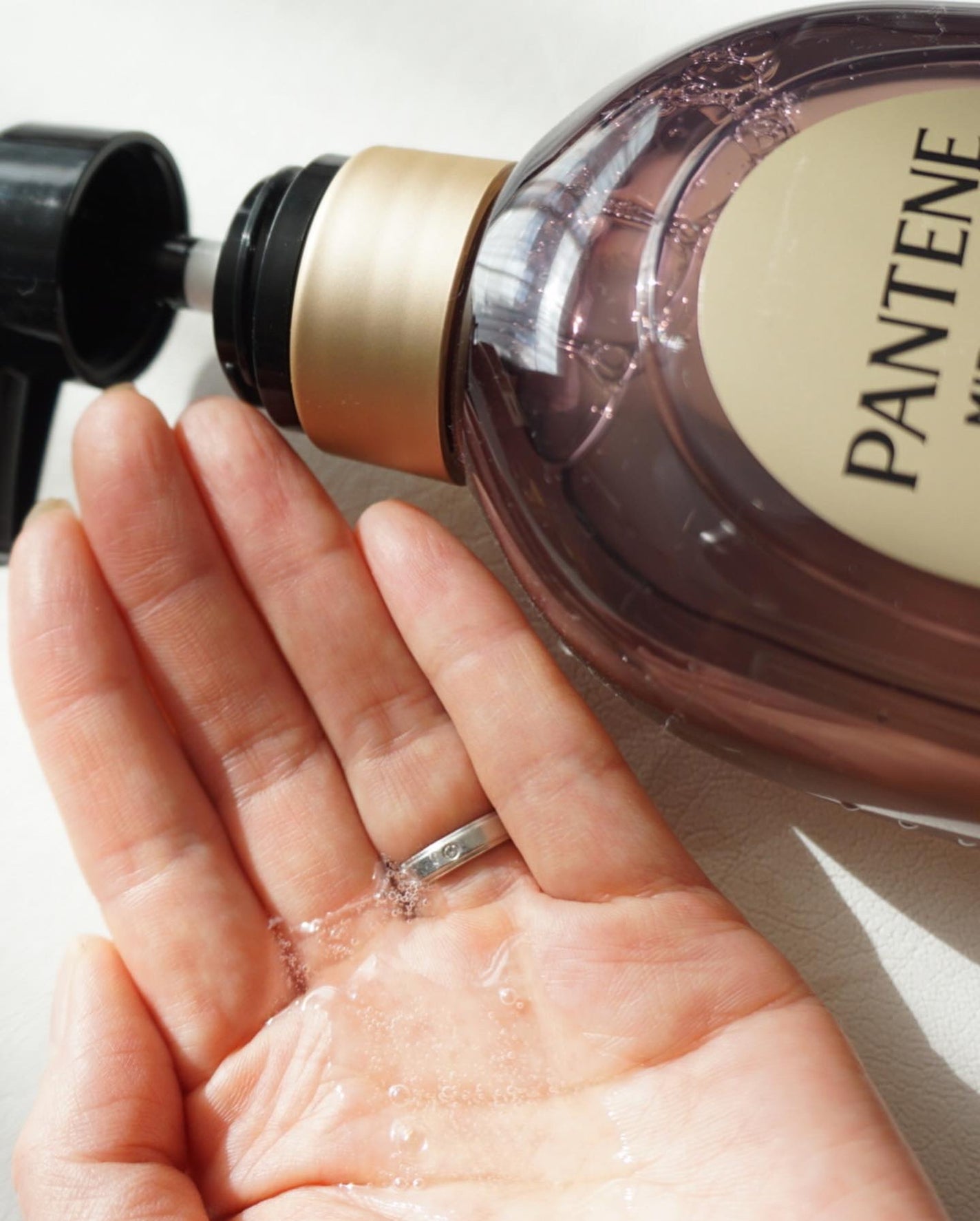 ミラクルズ うねりコントロール&リペア ボンドリペア シャンプー/トリートメント/パンテーン/市販シャンプーを使ったクチコミ(2枚目)