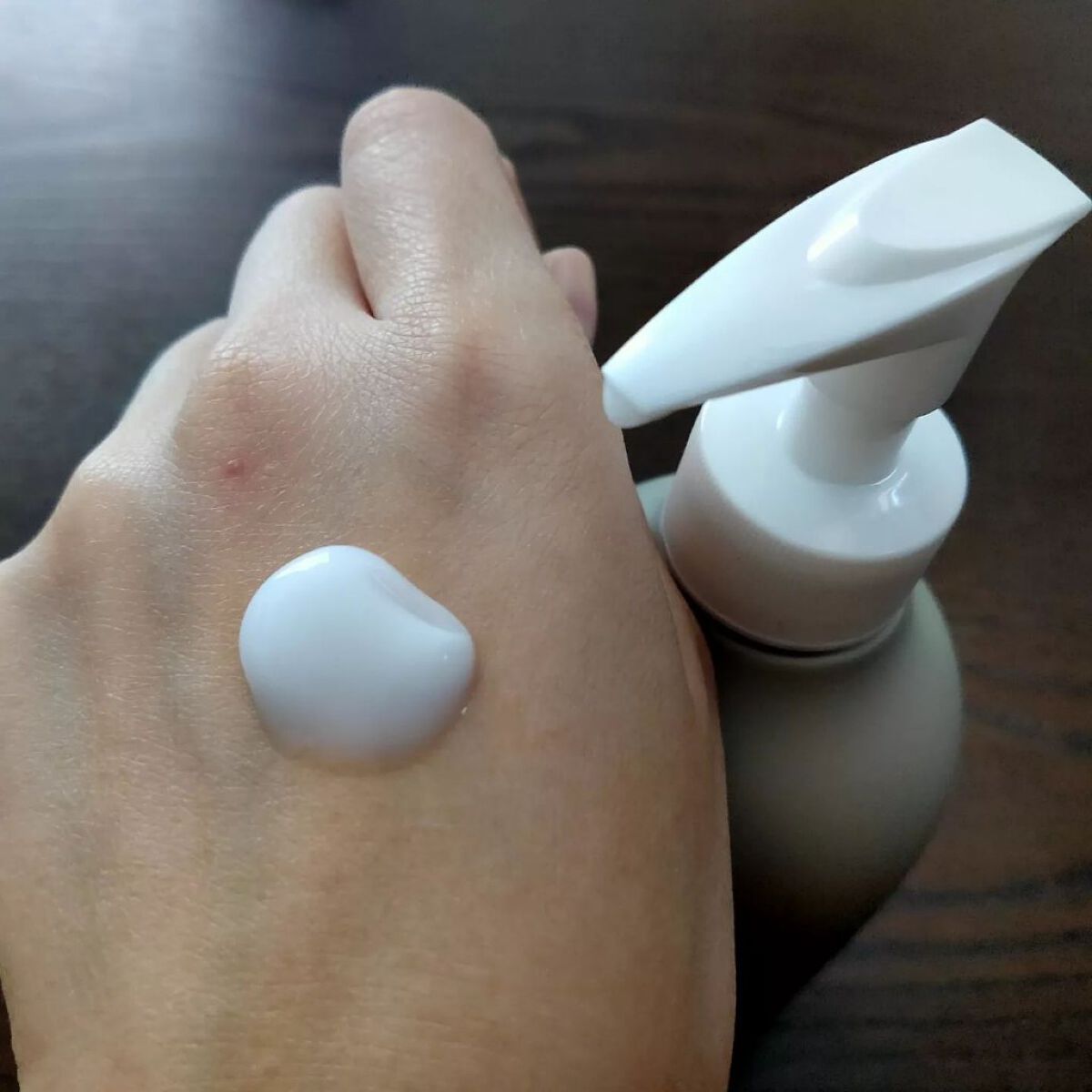 モイスチャージェル 回生/Syzeras/ボディクリームを使ったクチコミ（2枚目）