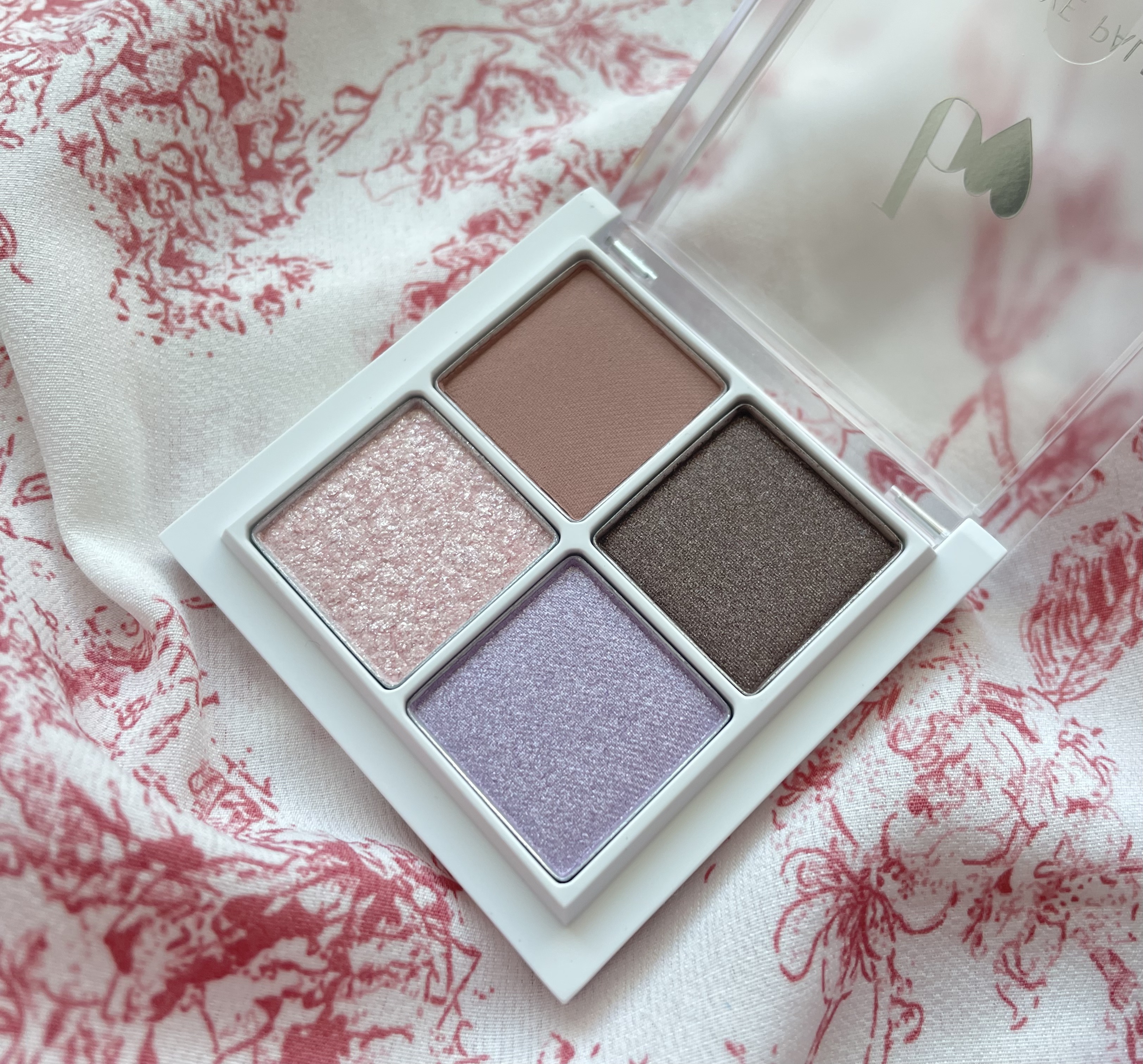 THE アイパレR 102 希望のグレージュ【新】/b idol/アイシャドウパレットを使ったクチコミ（2枚目）