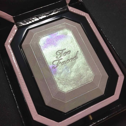 ダイヤモンドライト ハイライター ブラシ/Too Faced/メイクブラシを使ったクチコミ(2枚目)