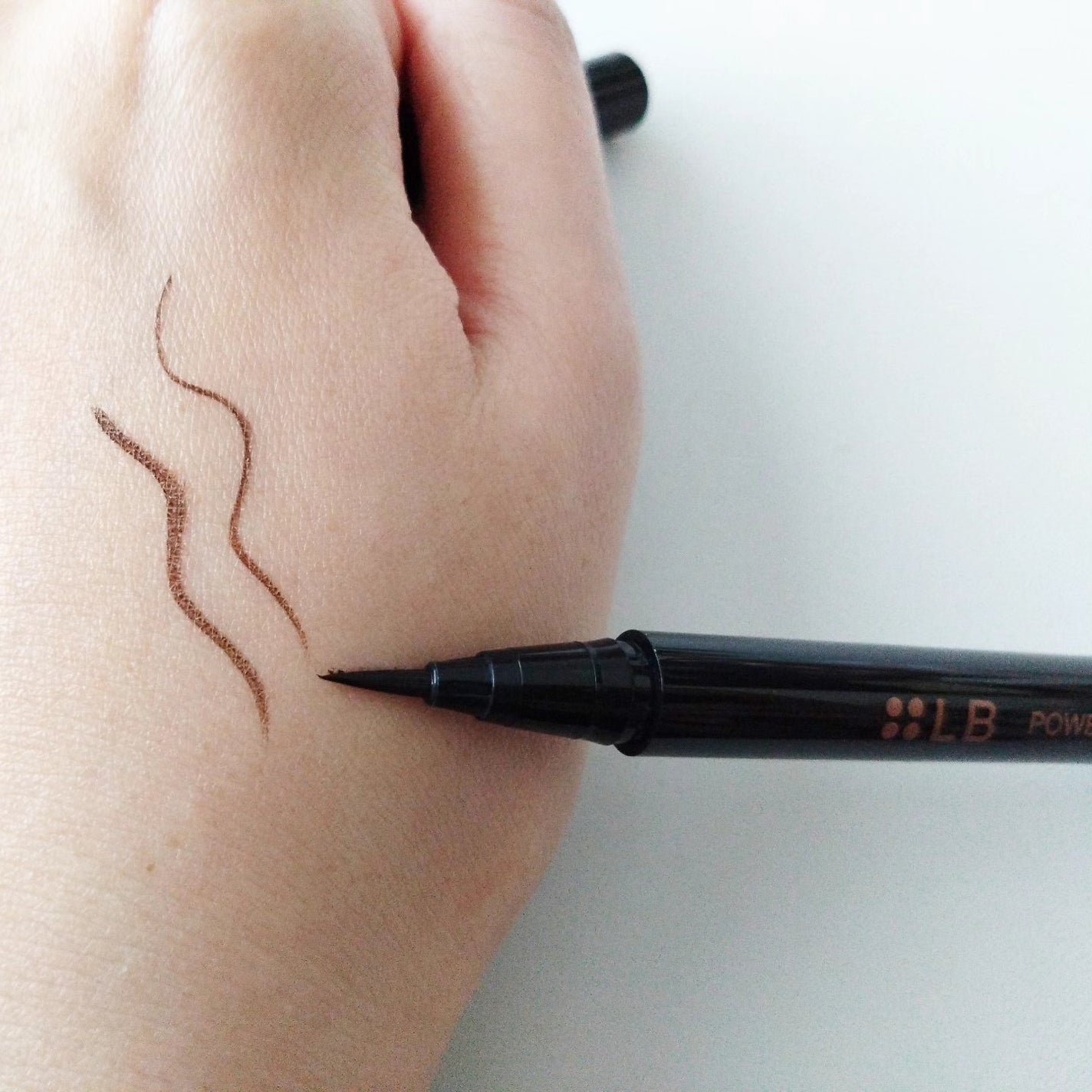 パワーオブアイライナー リキッド/LB/リキッドアイライナーを使ったクチコミ(5枚目)