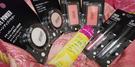 UR GLAM WHITE POWDER/U R GLAM/プレストパウダーを使ったクチコミ(2枚目)