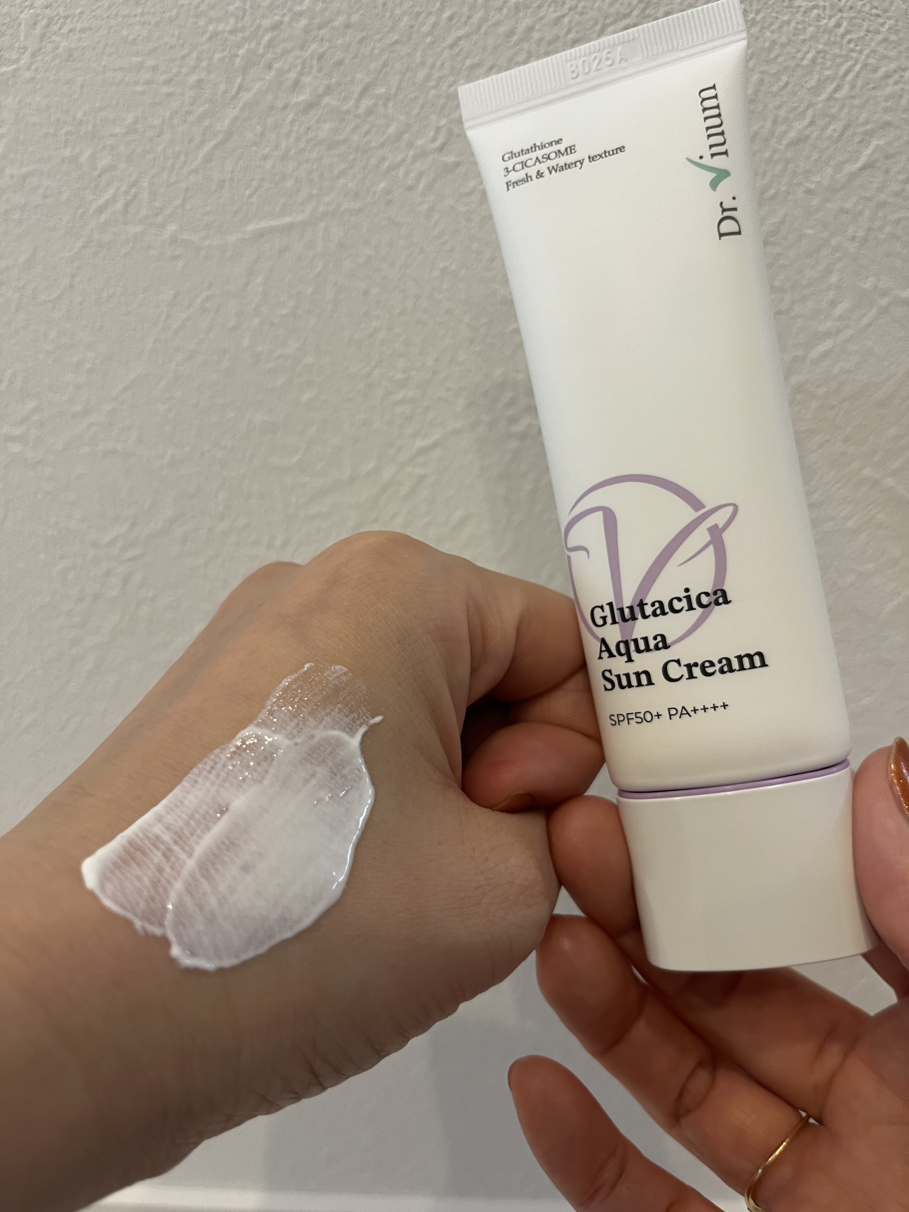 グルタシカ Aサンクリーム/Dr.Viuum/日焼け止めクリームを使ったクチコミ（3枚目）