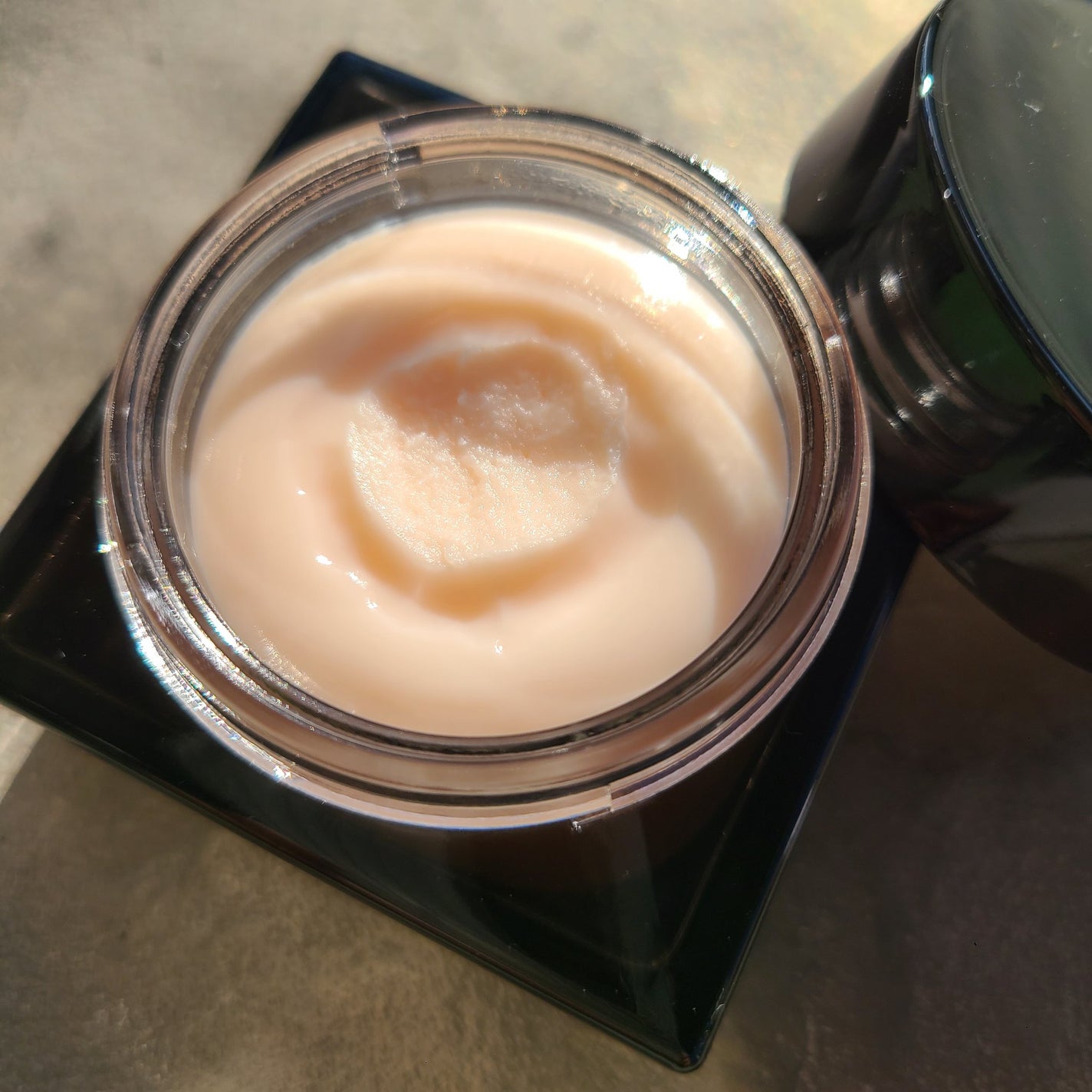 アンリミテッド ケア セラムイン クリーム ファンデーション/shu uemura/クリーム・エマルジョンファンデーションを使ったクチコミ(2枚目)