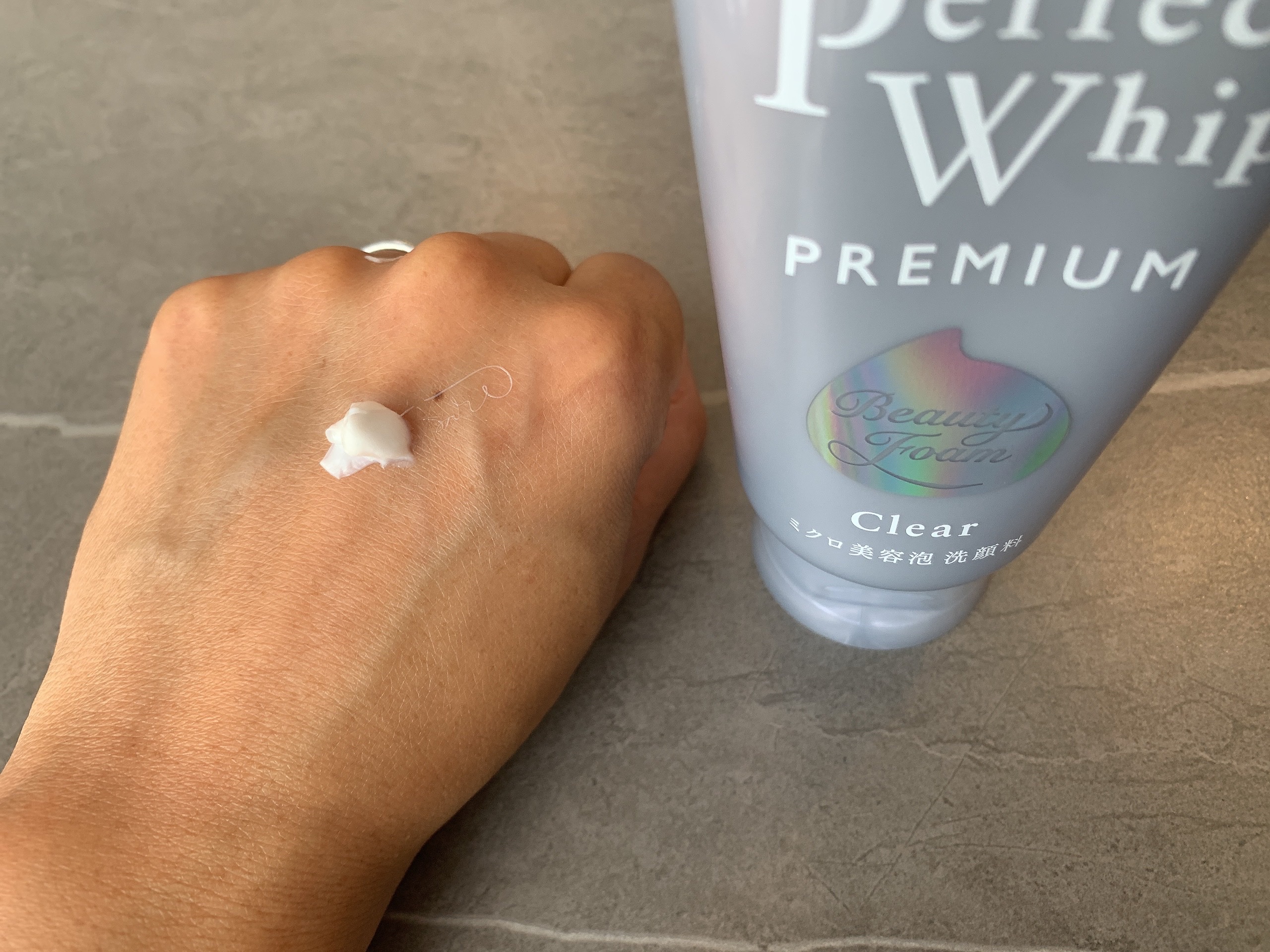 センカ　プレミアムパーフェクトホイップクリア　（医薬部外品）/SENKA（専科）/洗顔フォームを使ったクチコミ（2枚目）
