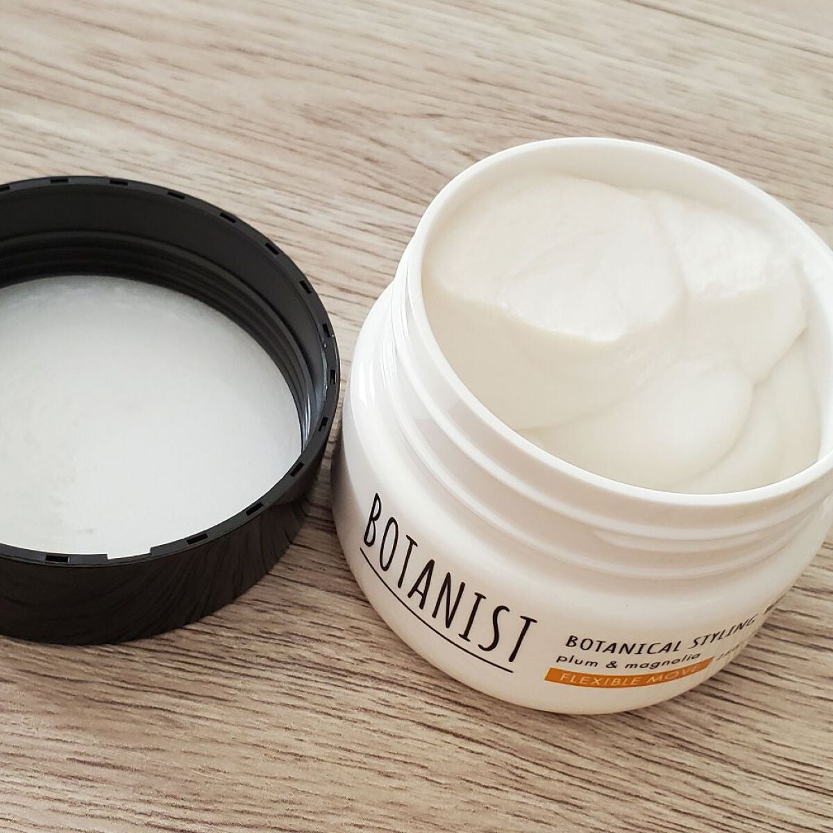 ボタニカルスタイリングワックス フレキシブルムーブ/BOTANIST/ヘアワックス・クリームを使ったクチコミ(2枚目)