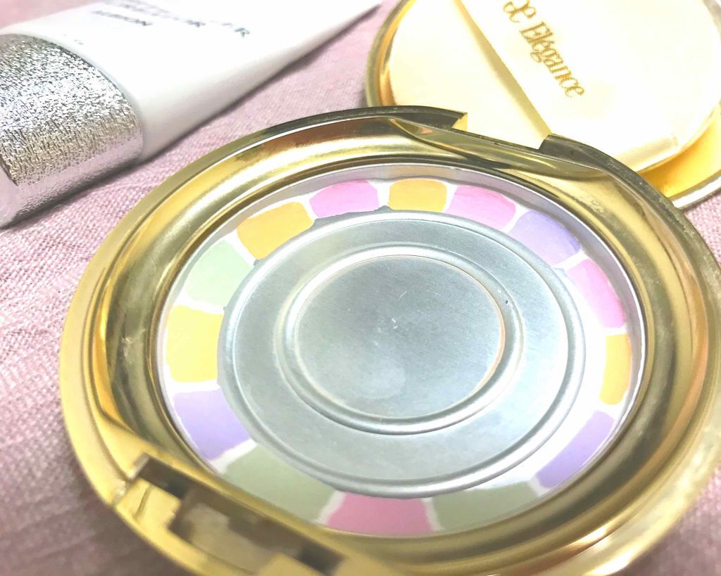 ラ プードル オートニュアンス/Elégance/プレストパウダーを使ったクチコミ(2枚目)