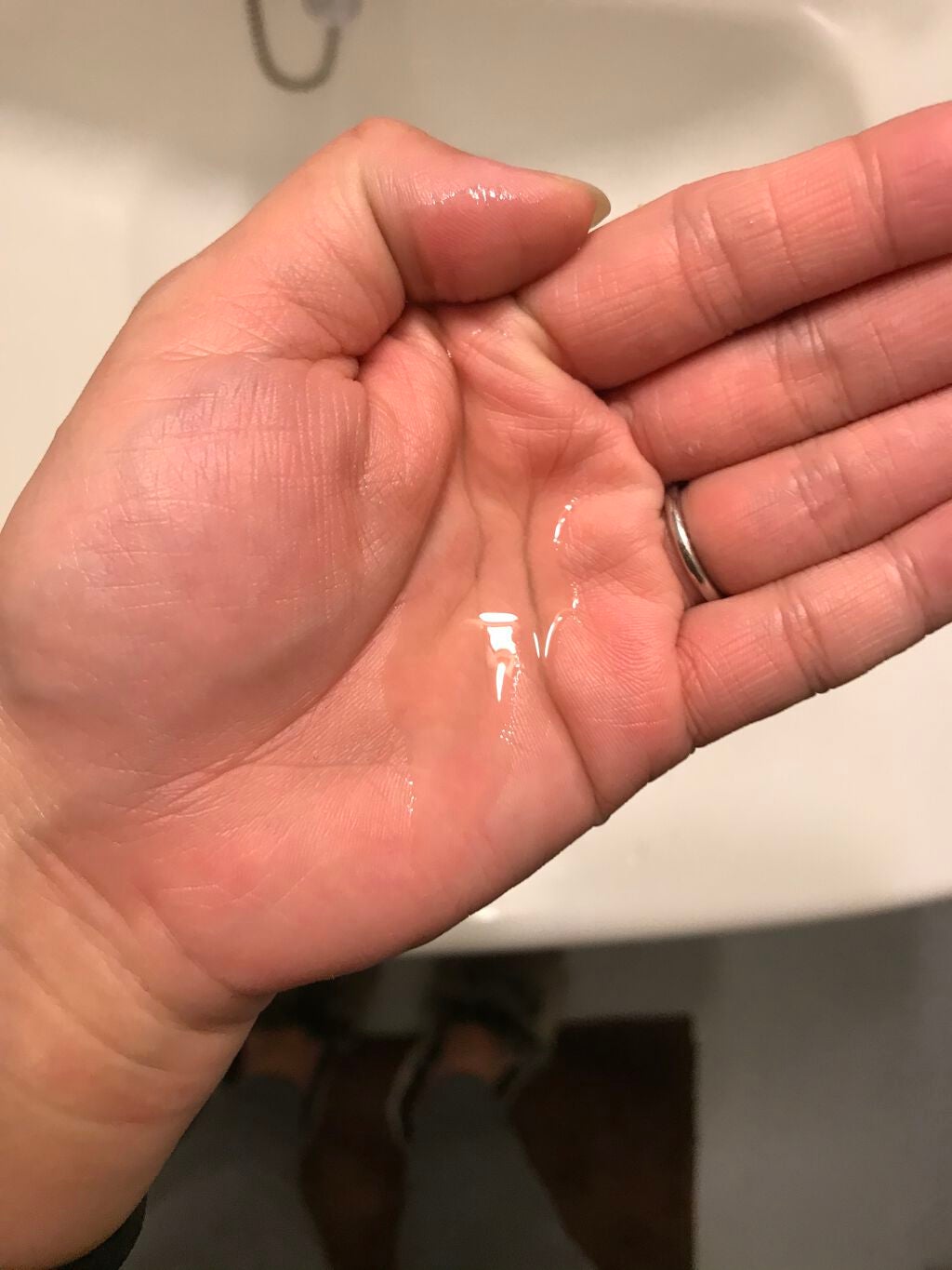 ココナッツ ブリリアント プレシャンプーヘアオイル/THE BODY SHOP/ヘアオイルを使ったクチコミ(3枚目)