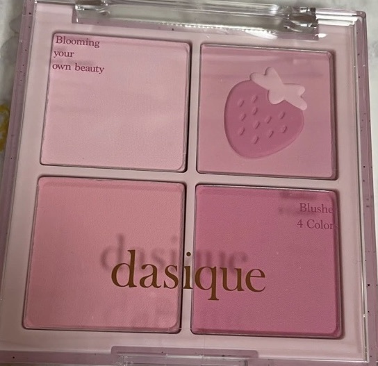 ブレンディングムードチーク/dasique/パウダーチークを使ったクチコミ（1枚目）