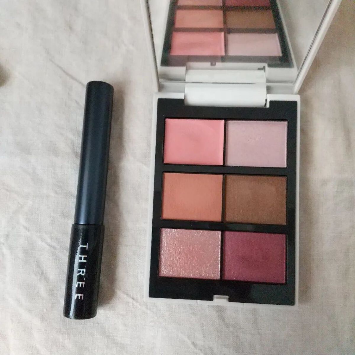 ブリンクウィンクアイ  X05 BRILLIANT WORLD /THREE/リキッドアイシャドウを使ったクチコミ（2枚目）