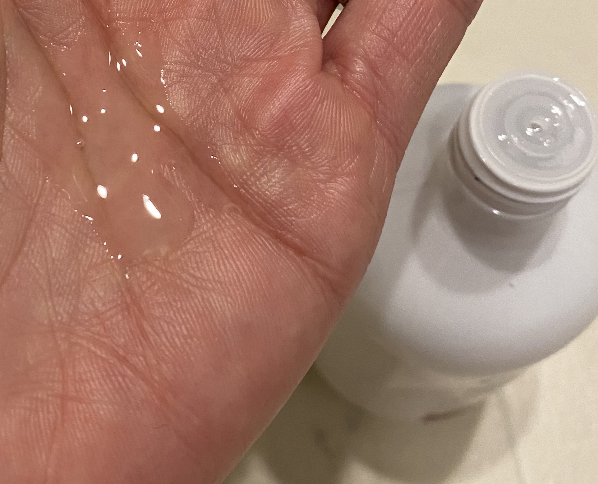 マデカ トーニング エッセンス トリートメント 300ml/センテリアン24/化粧水を使ったクチコミ（2枚目）