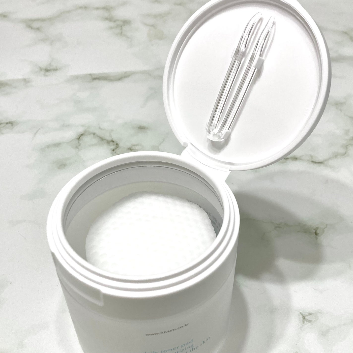 ナチュラルブランデイリートナーパッド/Luvum/トナーパッドを使ったクチコミ(3枚目)