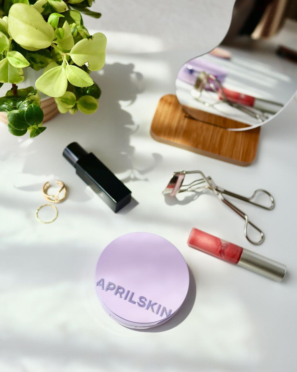 ウルトラスリムクッション＋レフィルセット 21号ライトベージュ/APRILSKIN/クッションファンデーションを使ったクチコミ（1枚目）