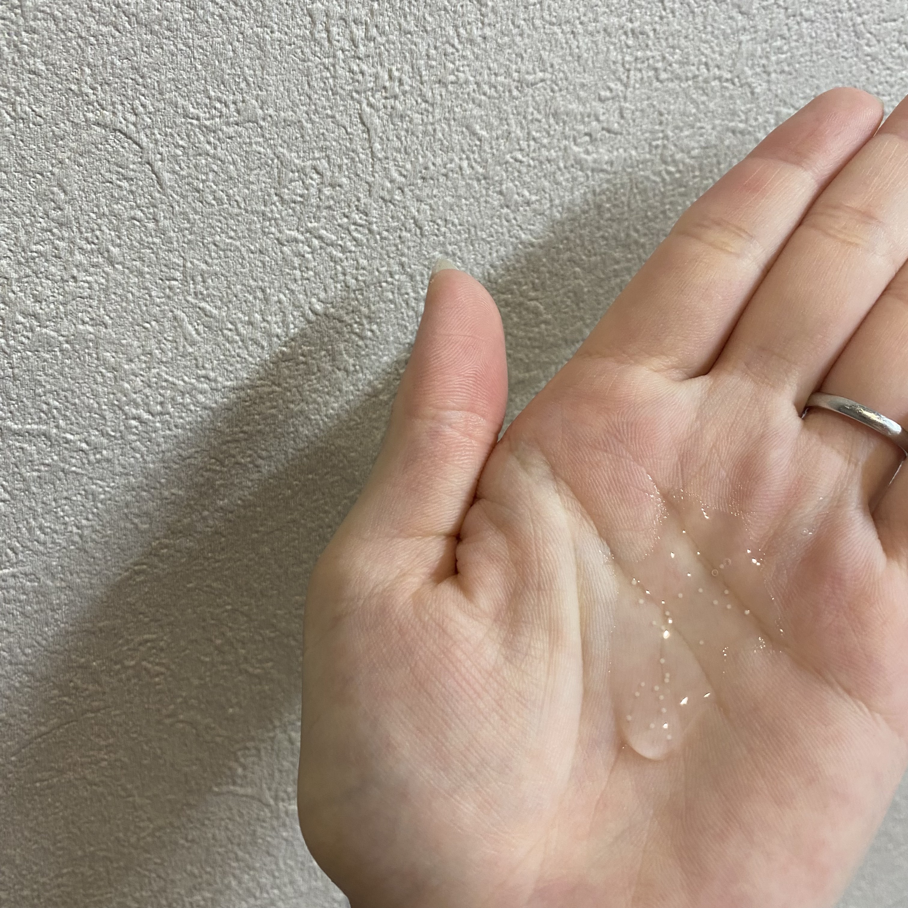 トーンブライトニング カプセルアンプル/SKIN1004/美容液を使ったクチコミ（3枚目）