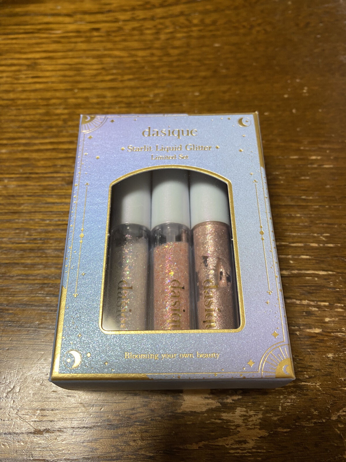 スターリット リキッドグリッター/dasique/メイクアップを使ったクチコミ（1枚目）