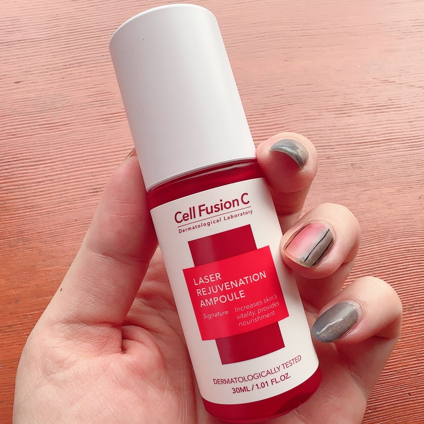 レーザーリジュバネーションアンプル/Cell Fusion C(セルフュージョンシー)/美容液を使ったクチコミ(1枚目)