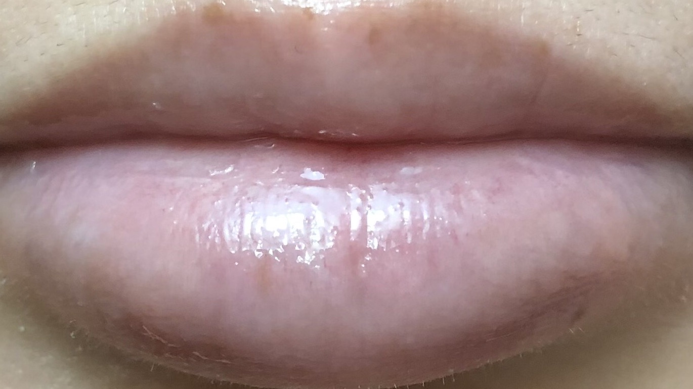 トリートメントリップバーム/CEZANNE/口紅・グロス・リップライナー・リップケアを使ったクチコミ（3枚目）