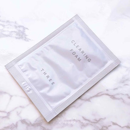 THREE クリアリングフォームのクチコミ「スリー クリアリングフォーム。
雑誌付録のサンプル。
サンプル使用なので、評価.....」(1枚目)