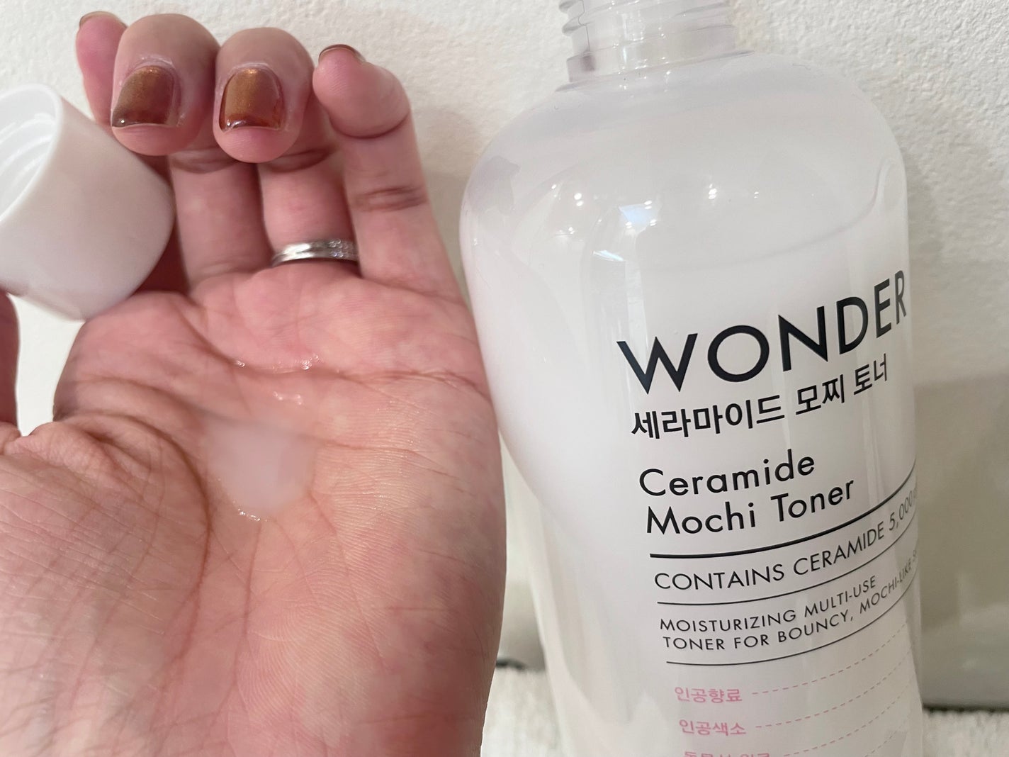 Wonder Ceramide Mochi Toner(トニーモリーワンダーCモチトナー)/TONYMOLY/化粧水を使ったクチコミ(2枚目)