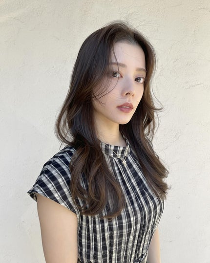 HARUNA on LIPS 「柔らかいカラーと、ふわっと低めのお上品なレイヤー💭✨✨カラーは..」(2枚目)