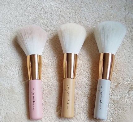 フェイスブラシの人気おすすめ21選|プロ愛用のブランドから100均のプチプラ商品まで