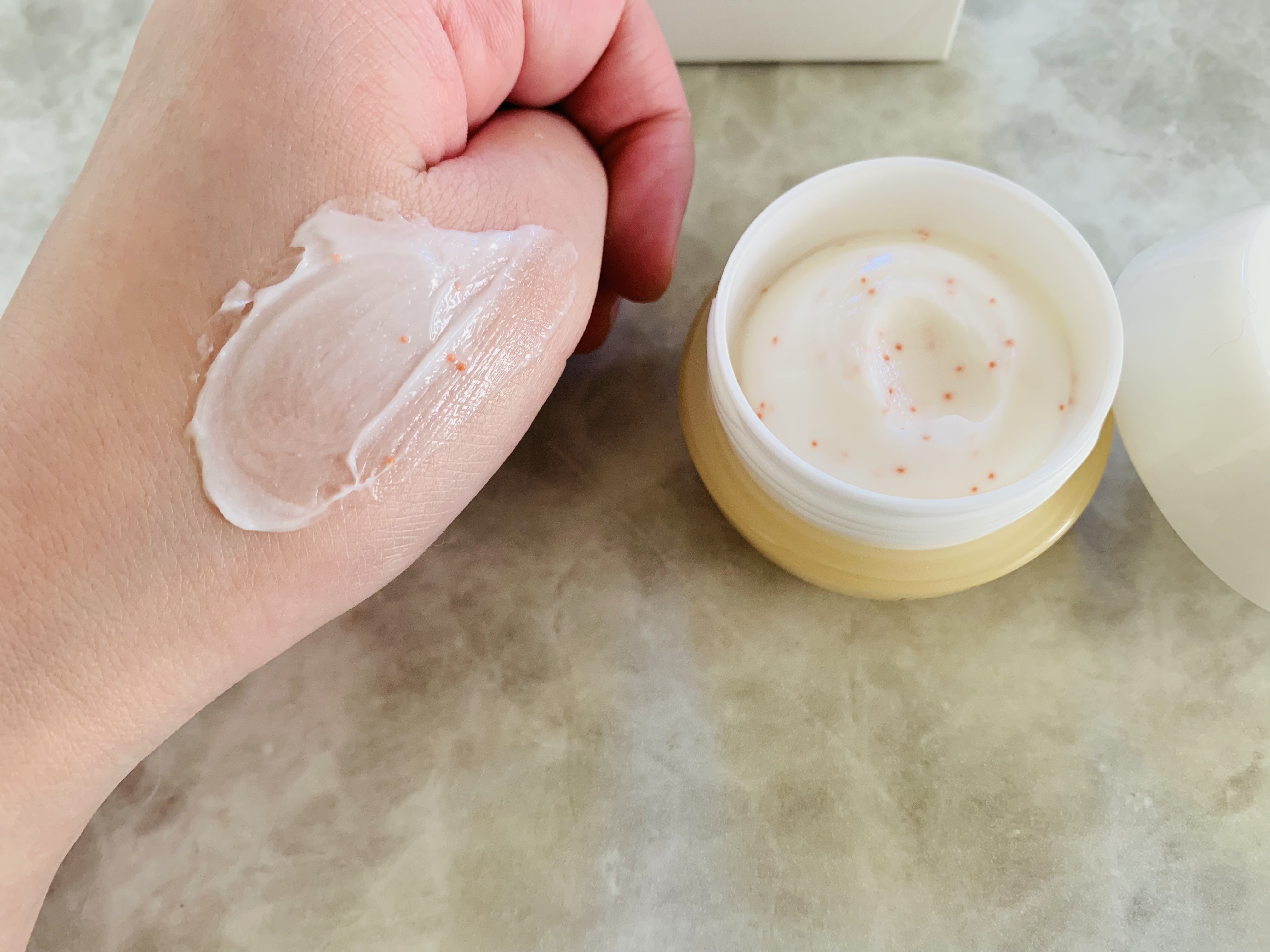 アンティミリ Wオイルイン クリーム/ナリス化粧品/フェイスクリームを使ったクチコミ（3枚目）